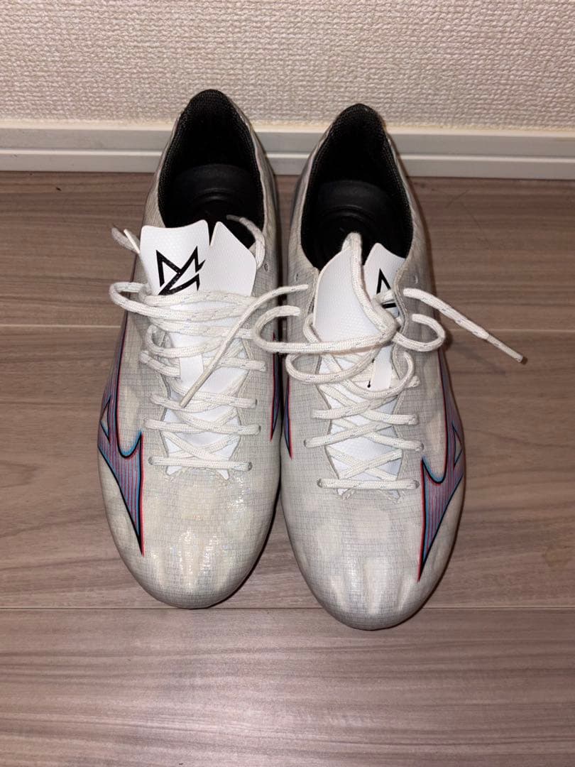 MIZUNOミズノサッカースパイク αプロホワイト24.0cm