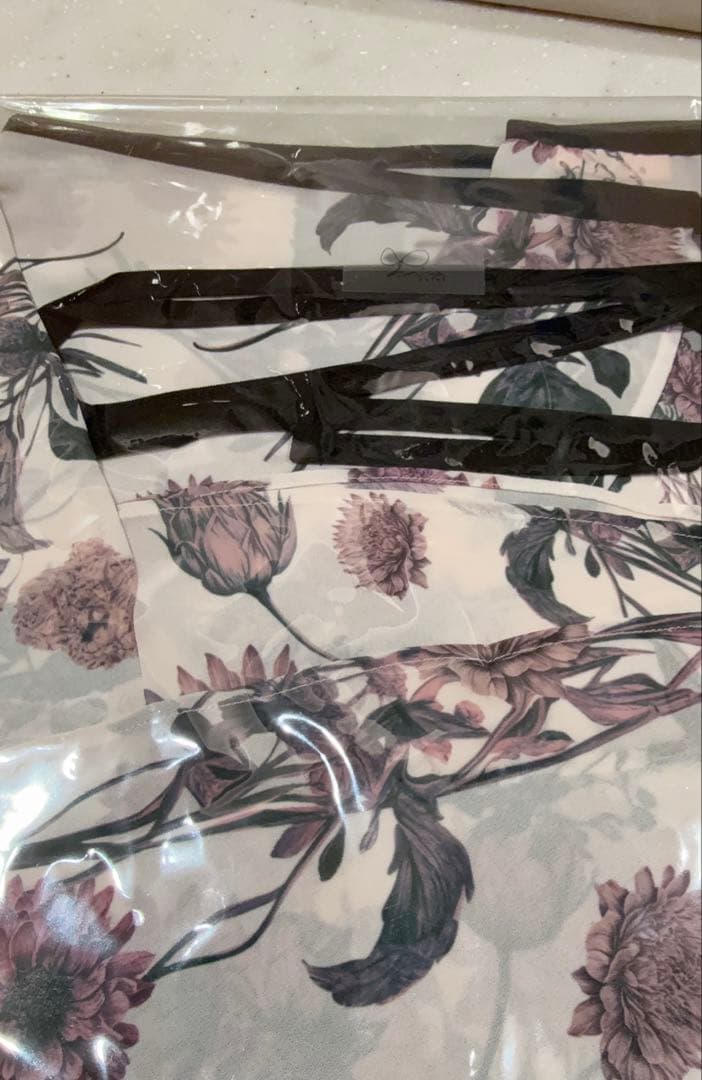 stina スティナ 新品未開封 ダリア Dahlia