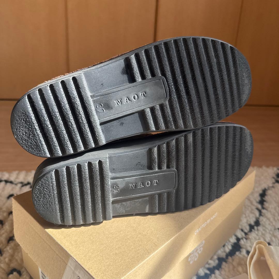 NAOT ダニエラ 37 ブラウン NUBUCK ミルクチョコレートのような色