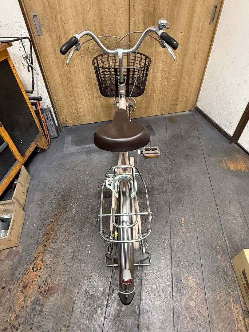 中古車　アスミックス　20インチ　アルミフレーム　LEDオートライト　美品