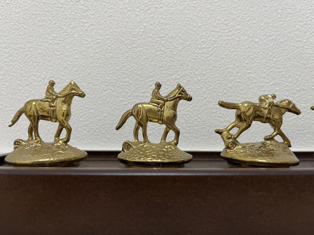 ブラントンボトルキャップディスプレイ台座