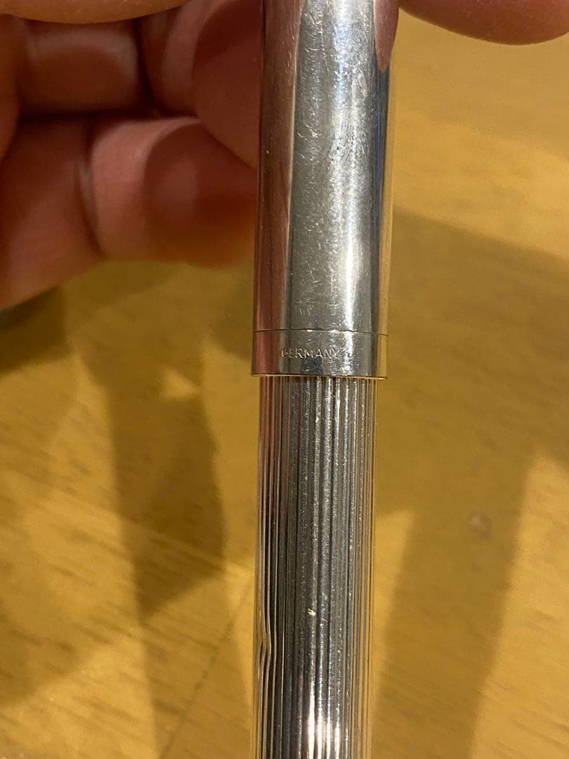 ファーバーカステル　プラチナ　万年筆　定価90,000