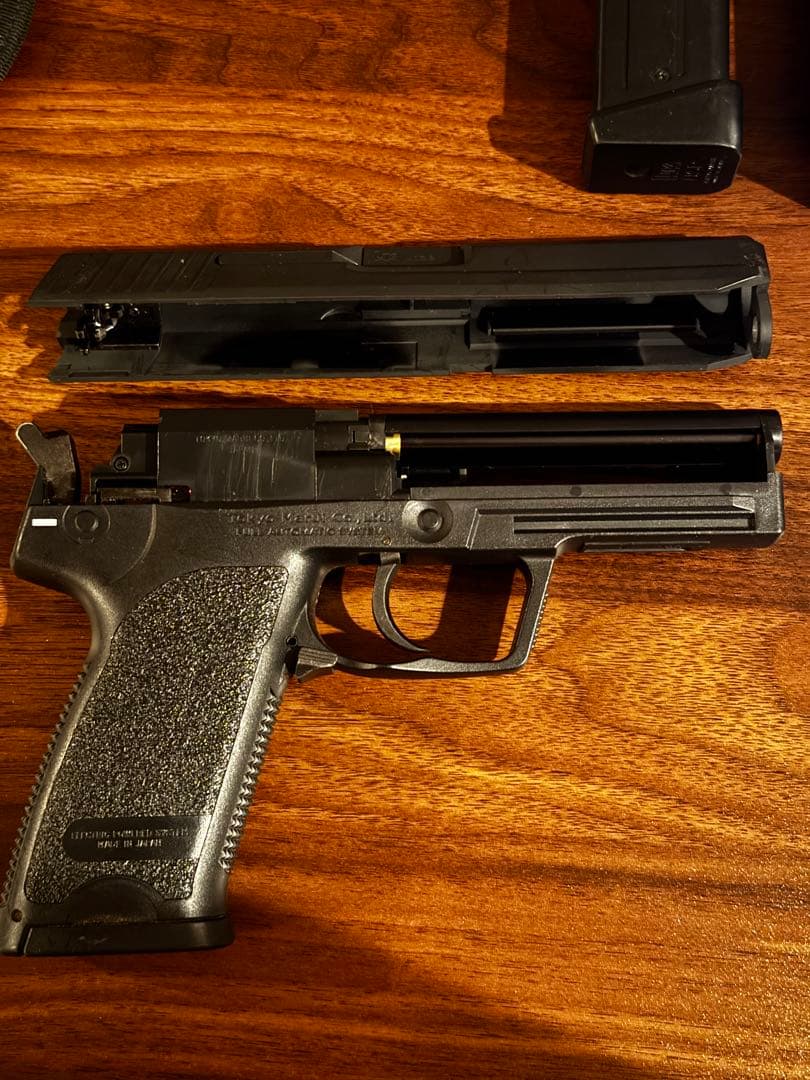 東京マルイ H&K USP 40S&W電動ハンドガン＋100連射マガジン2個