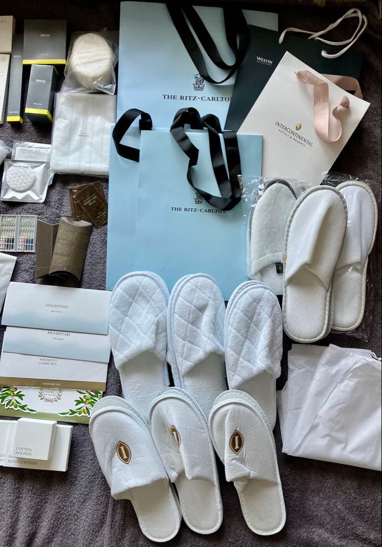 ホテル アメニティリッツ ホワイトティdiptyque omnisens 雪肌精