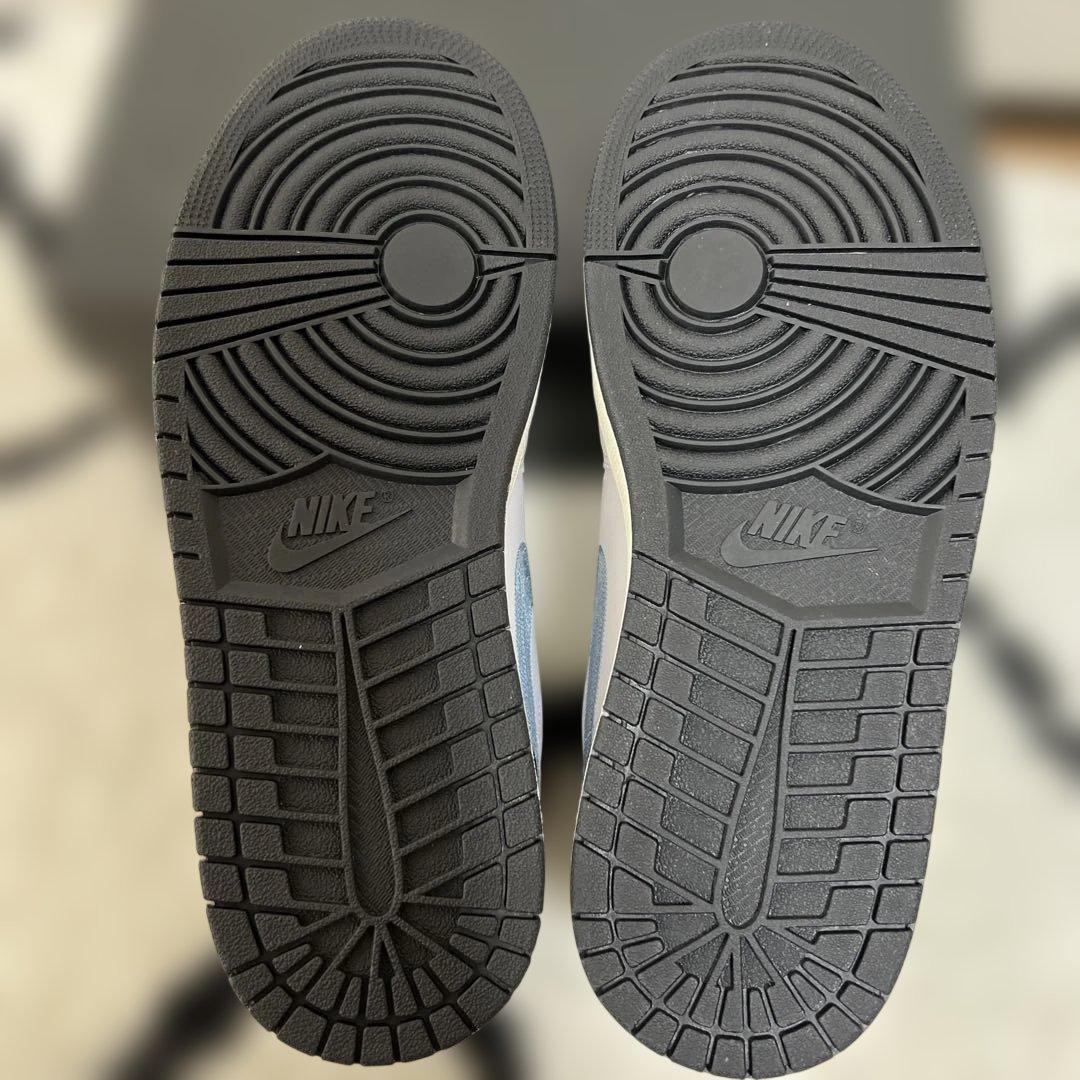 【未使用品】Nike Air Jordan 1 Retro ホワイト/ブラウン