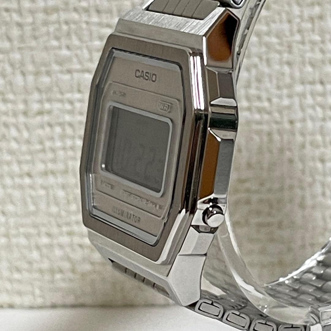 【美品】CASIO カシオA1000A-7JF シルバー