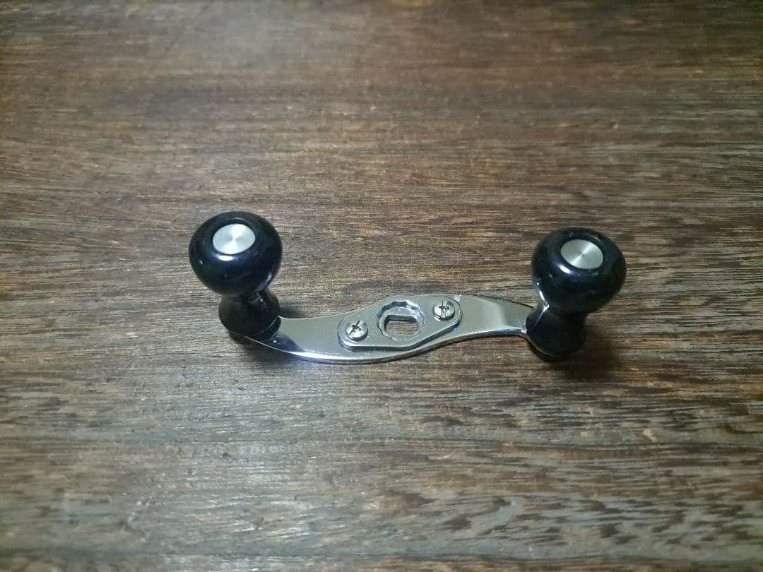 ザウルス　バルサ50　カスタムハンドル　シルバー × ブラックノブ