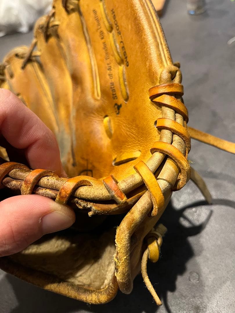 廃盤品Nikeナイキ　一般硬式投手用　高校野球対応