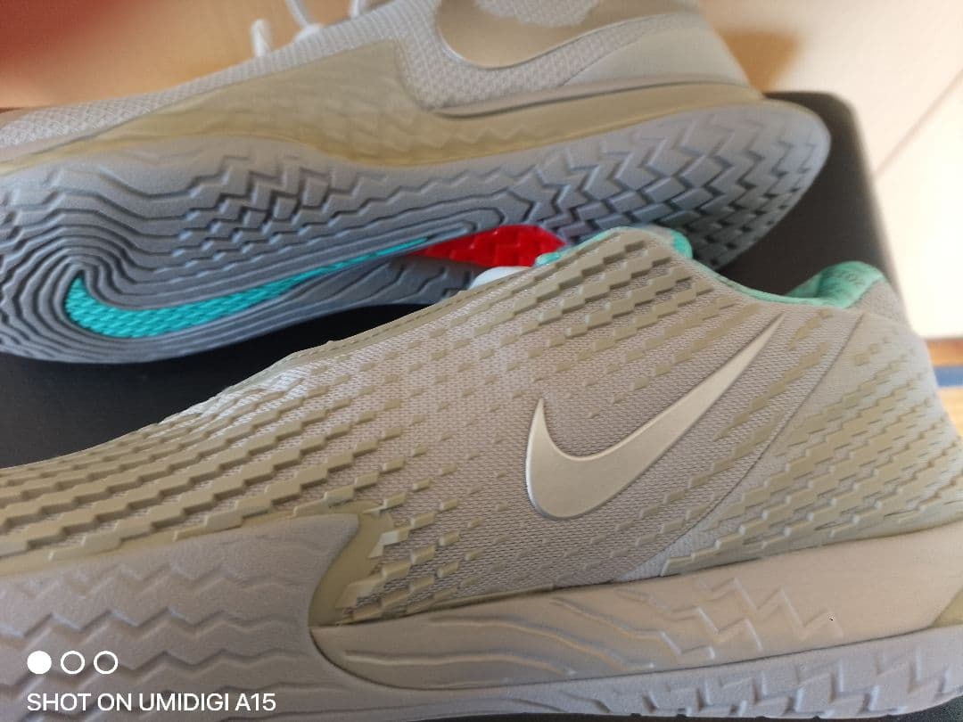 ケ*イ様 NIKE RAFA テニスシューズ グレー/ミント　ナダルモデル