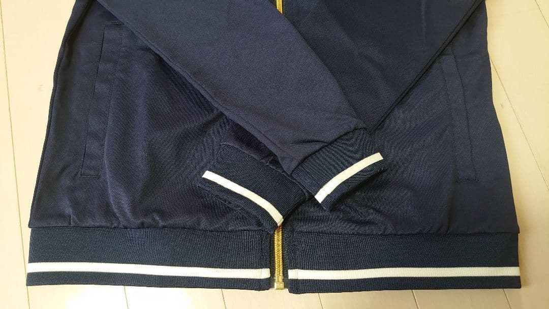 FILA ネイビー ジャケット