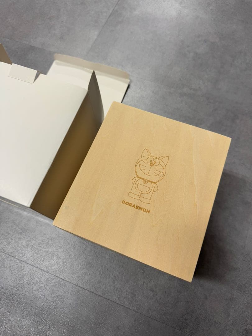 ドラえもん GANSO DORAEMON Bronze Sculpture 新品