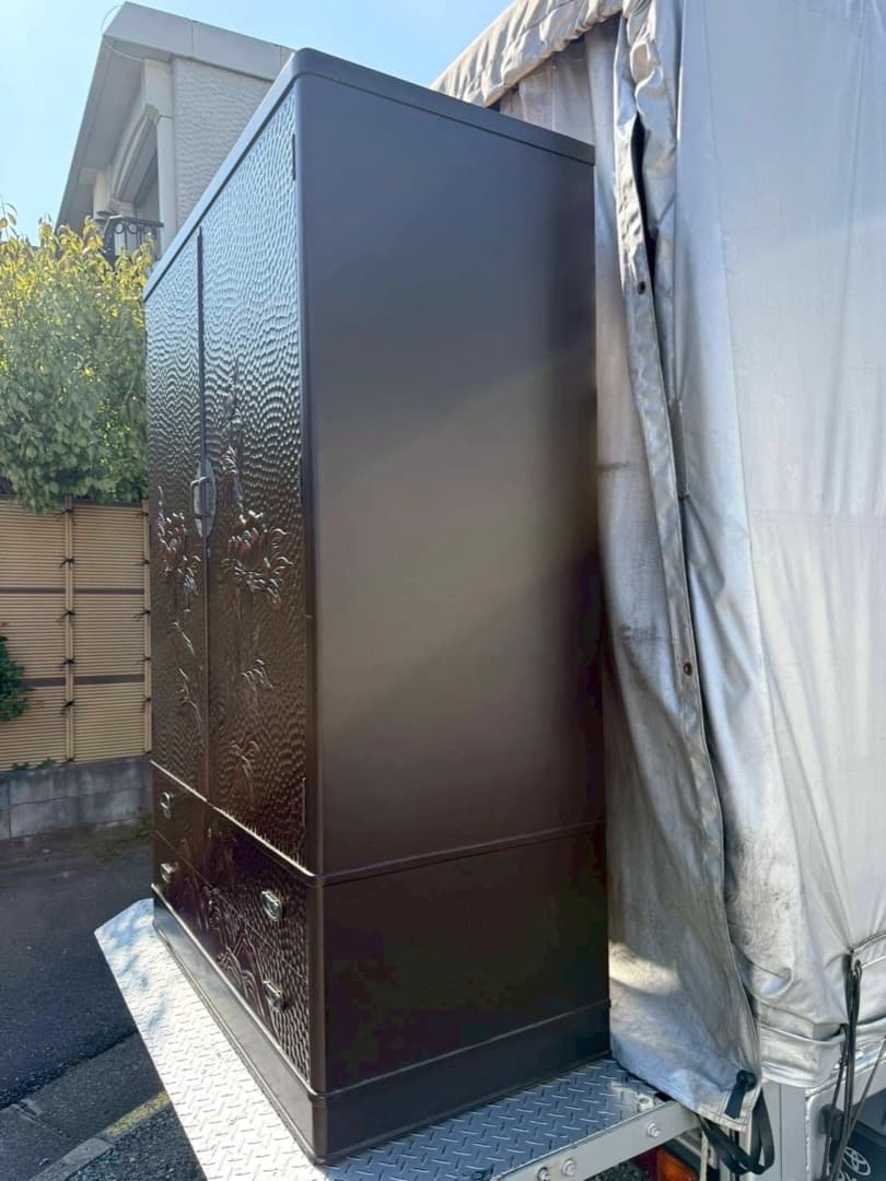 ○[最高級美品] 佐藤恵仙 鎌倉彫 円心彫 桐箪笥 漆塗り 衣装 着物 和箪笥