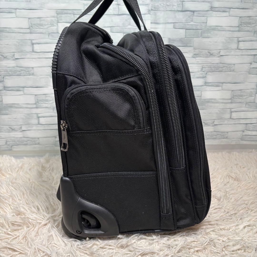 極美品　Travelpro トラベルプロ　FlightCrew 5 小型キャリー