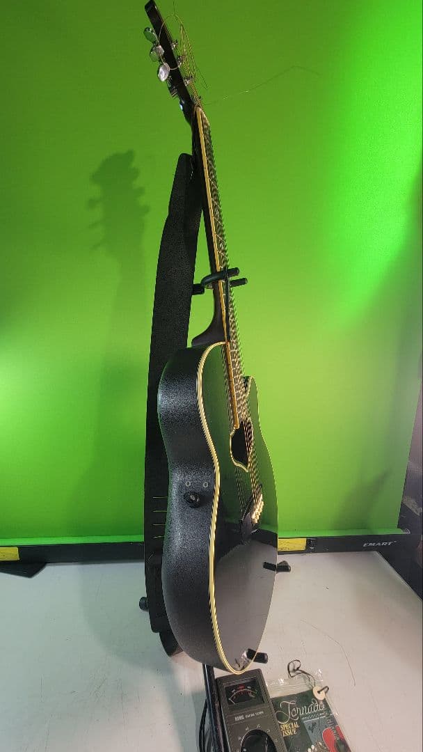 モーリス エレアコギターTornado Z動作品