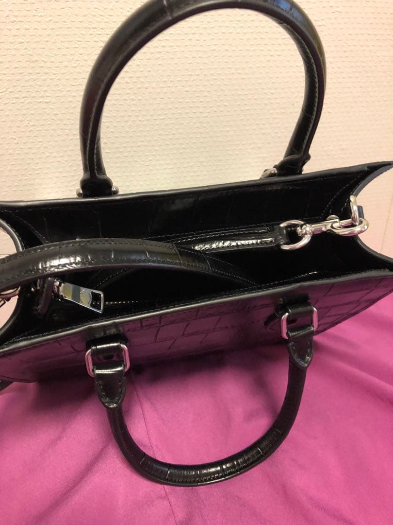 Coach黒 クロコダイル風バッグ