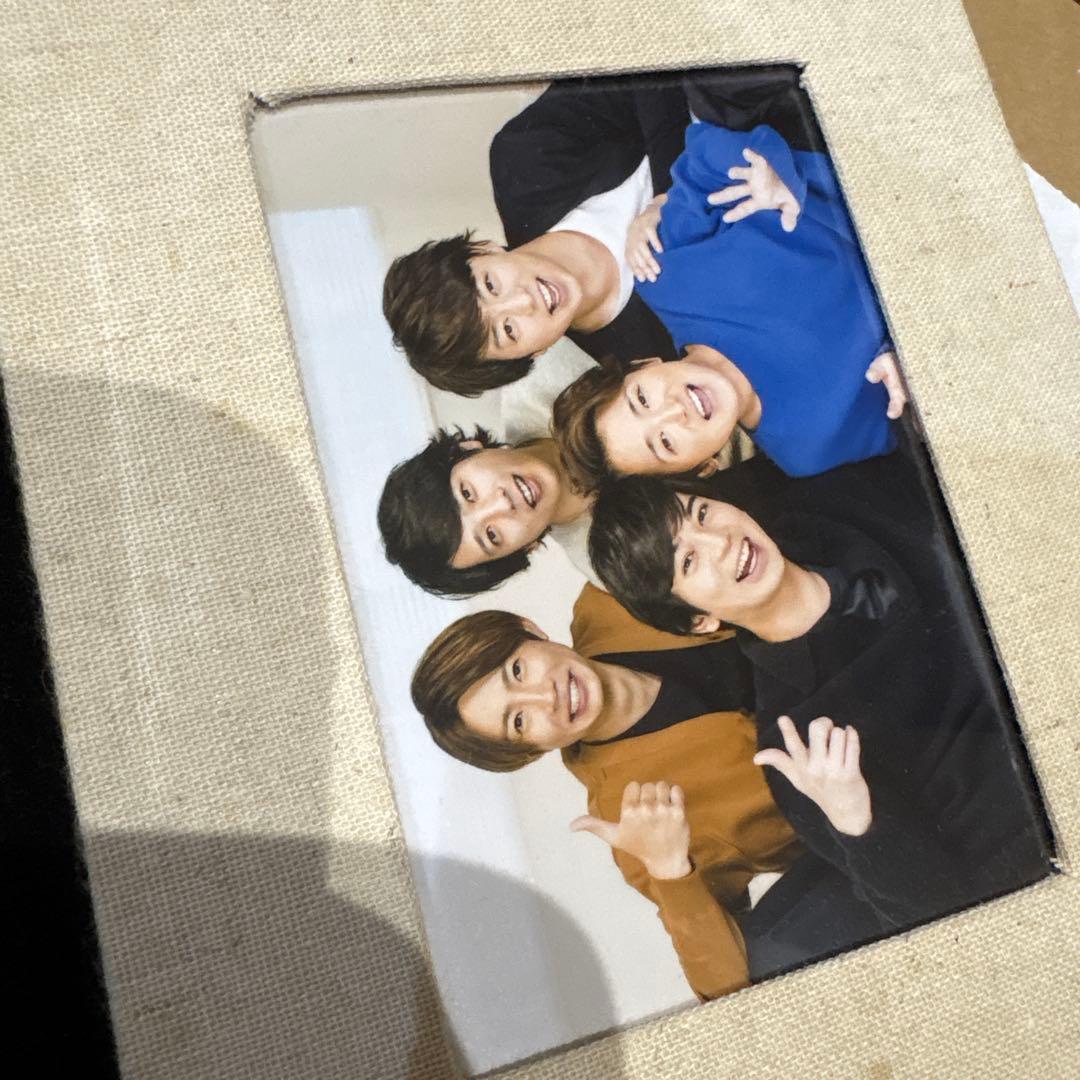 嵐を旅する展覧会 スワロフスキー シルバー 赤 5×20 記念品 フォトフレーム