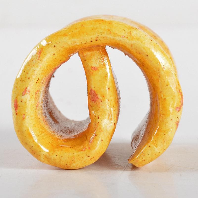 茶道具　川瀬竹志作　黄彩　の字蓋置　共布共箱　V　R5376