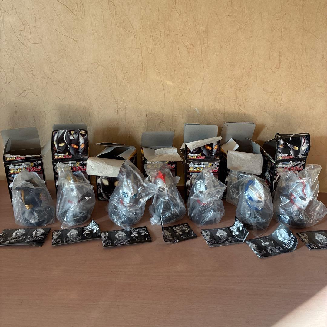 ウルトラマン　光の巨人コレクション　vol.1と2マスコレ　8個　ひとつ箱なし