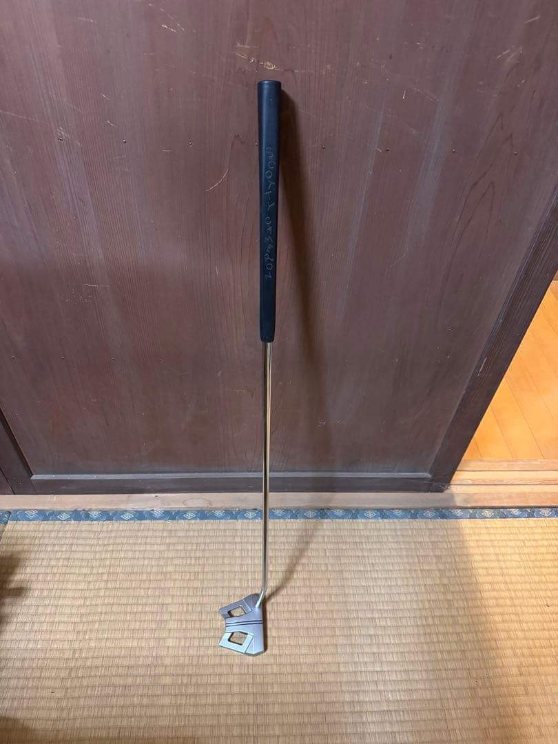 スコッティキャメロン　 密かに話題のファントム9 33インチ