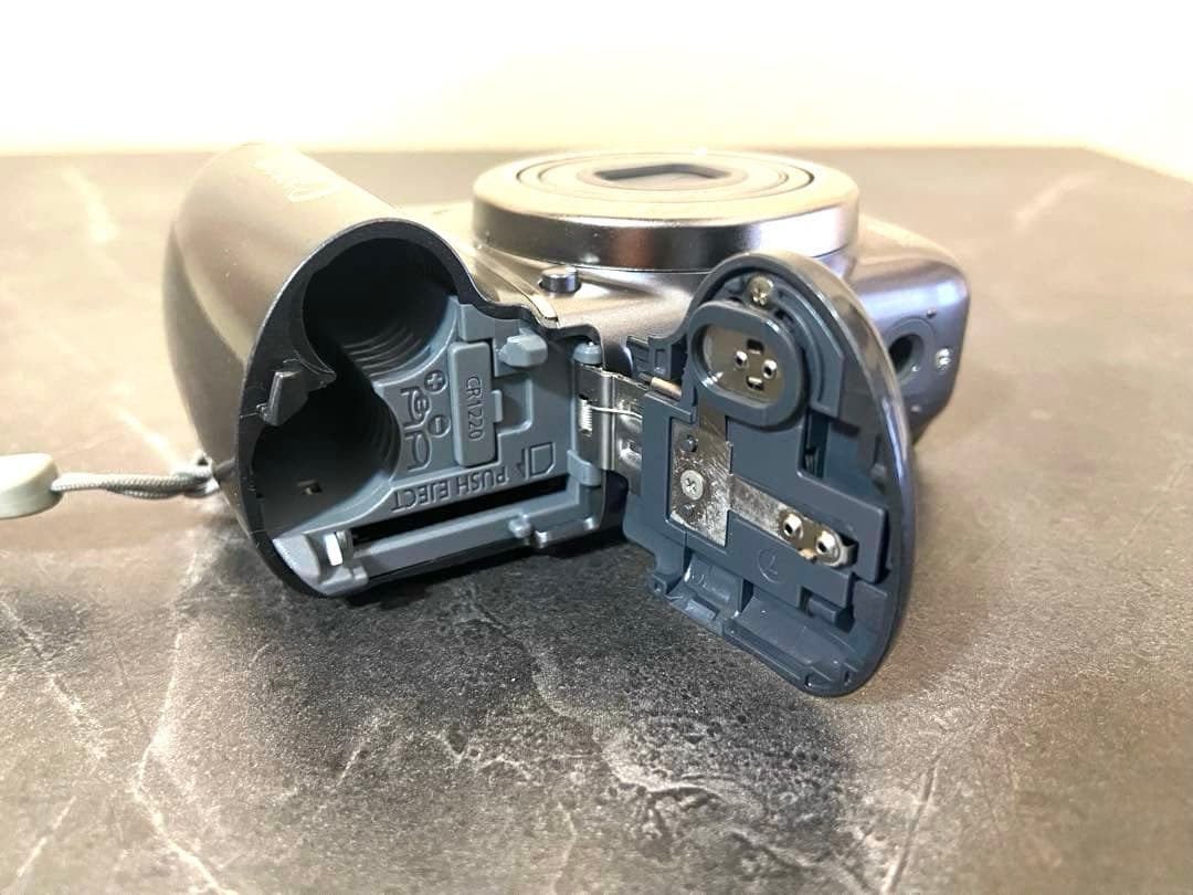 美品 Canon PowerShot A590ISコンパクトデジタルカメラ