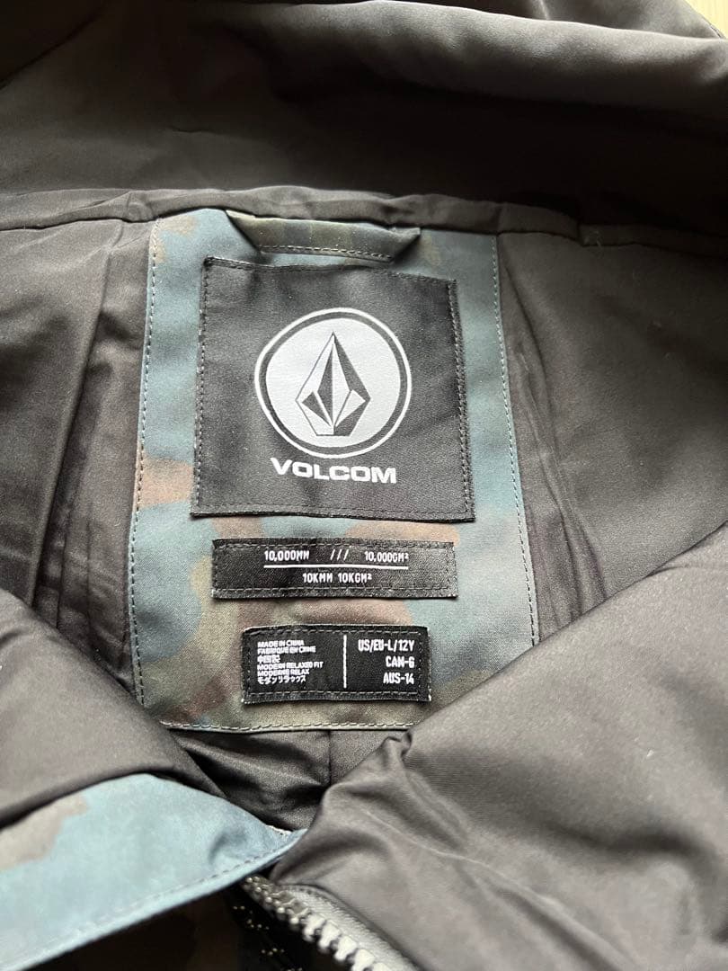 VOLCOMキッズ　ビブパンツ　14Y