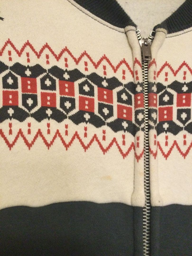 最終値下げ フラットヘッド フルジップ雪柄 Lサイズ 1月30日まで