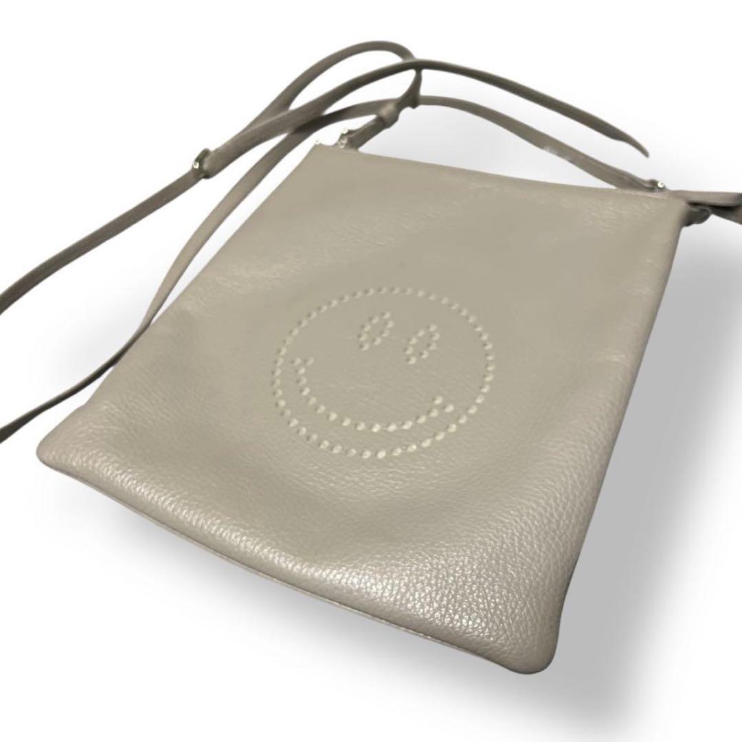 【美品】サロンドアルファード スマイルプチポシェット 本革 ショルダー