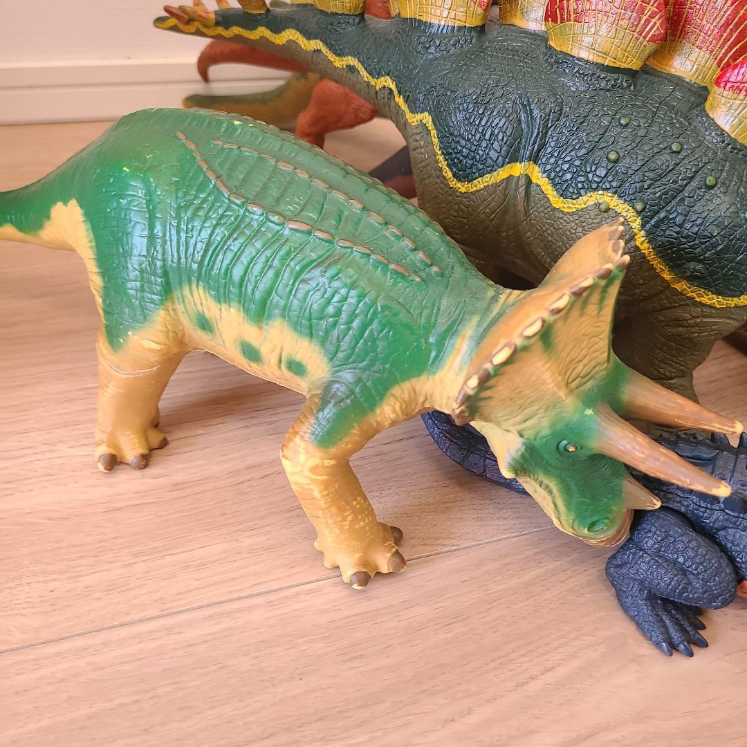 恐竜フィギュア 8体セット