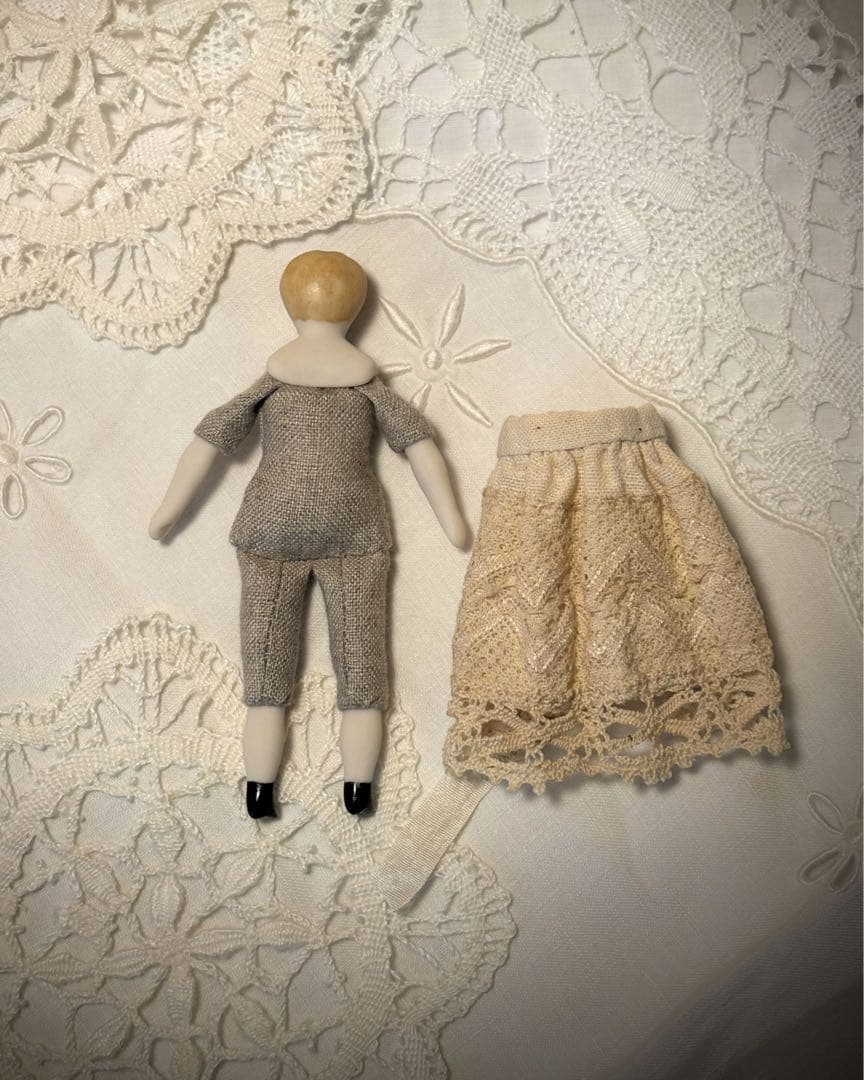 ミニチュアチャイナヘッドドール*パリアンドール*10cm*ブロンドヘアミニチュア