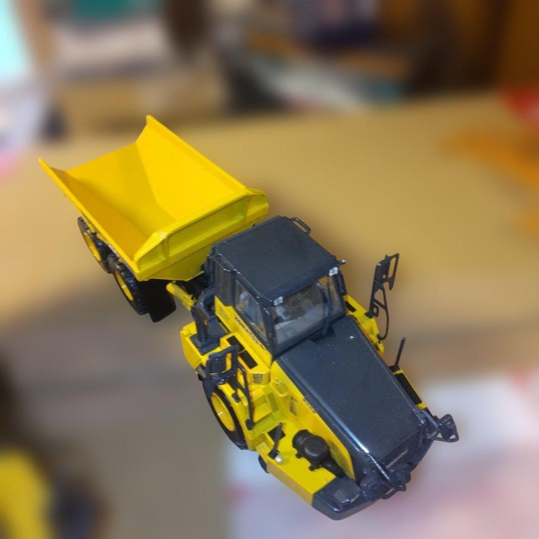 コマツ建機　HD605 HM250　イエロー ダンプ2セット　1/50