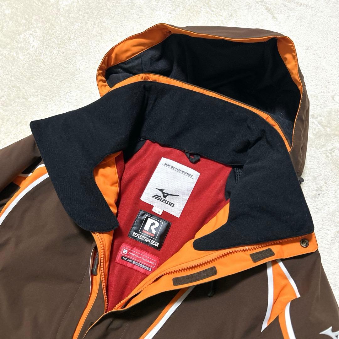 未使用級　Mizuno スキー スノボー ウェア 超多機能 パーカー