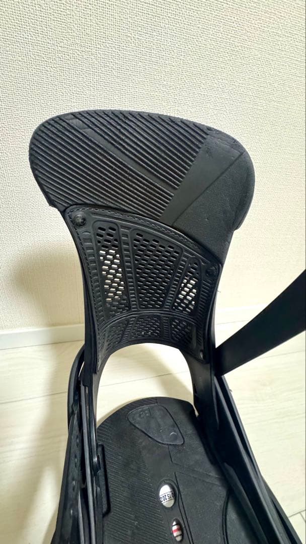 送料込み BURTON MALAVITA レザー EST