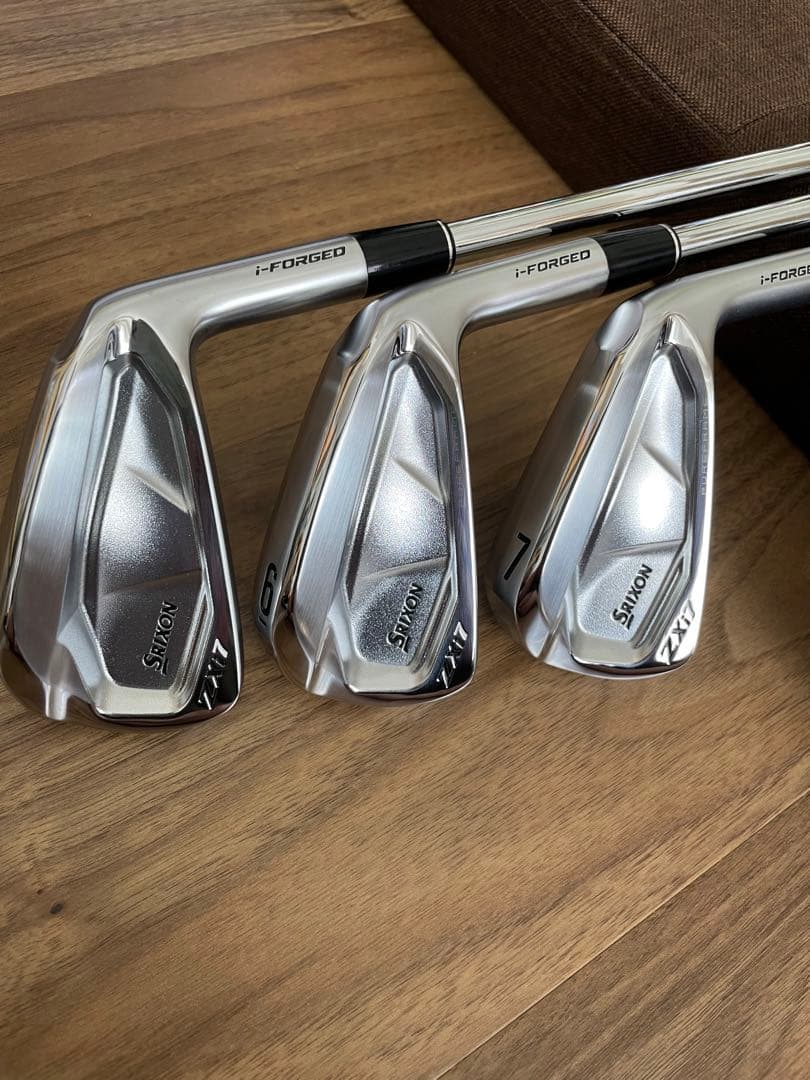 ★美品現行モデル★スリクソン　ZXi7 アイアン　モーダス120S 5番〜AW