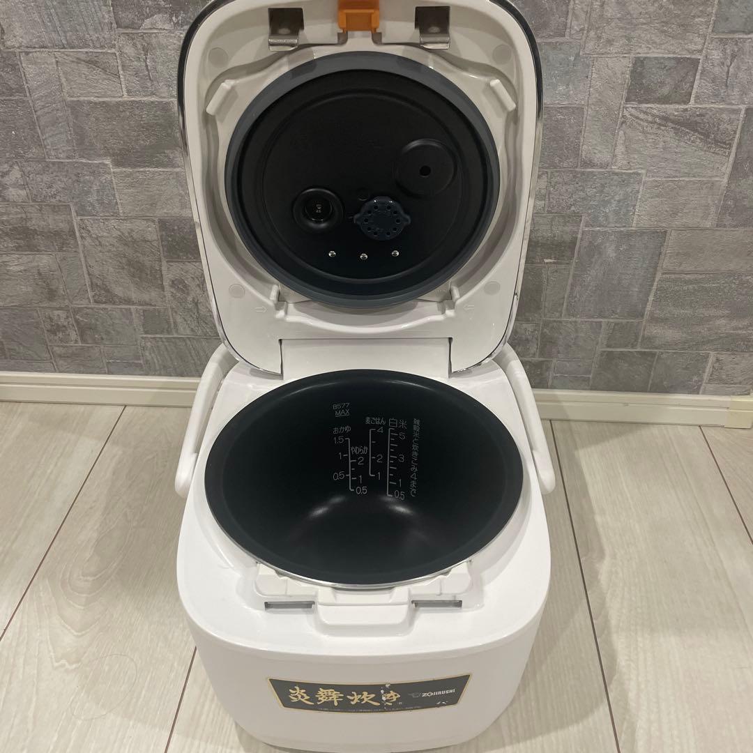 ZOJIRUSHI 圧力IH炊飯器 NW-PS10型　5.5合　炎舞炊き