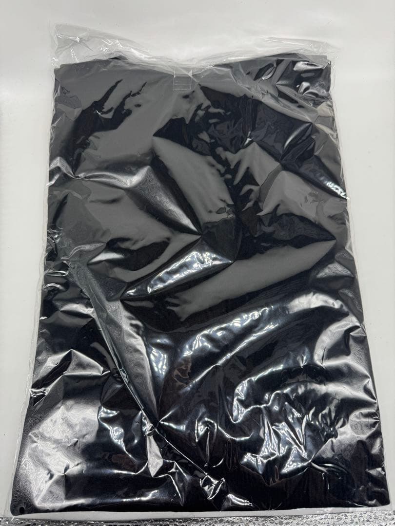 『呪術廻戦』タイポグラフィTシャツ