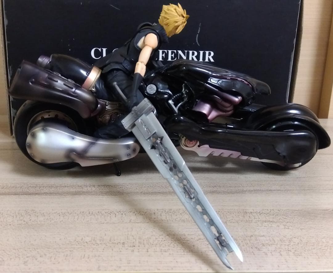 【FF7AC クラウド&フェンリル】&【FF7プレイアーツvol.2セフィロス】