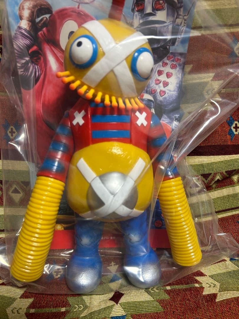 メディコム・トイ×東映レトロソフビ★ロボペケ　がんばれ!!ロボコンに登場