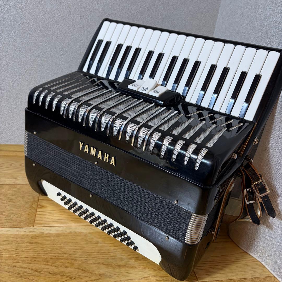 【美品】YAMAHA ヤマハ　アコーディオン　YA-48 廃盤