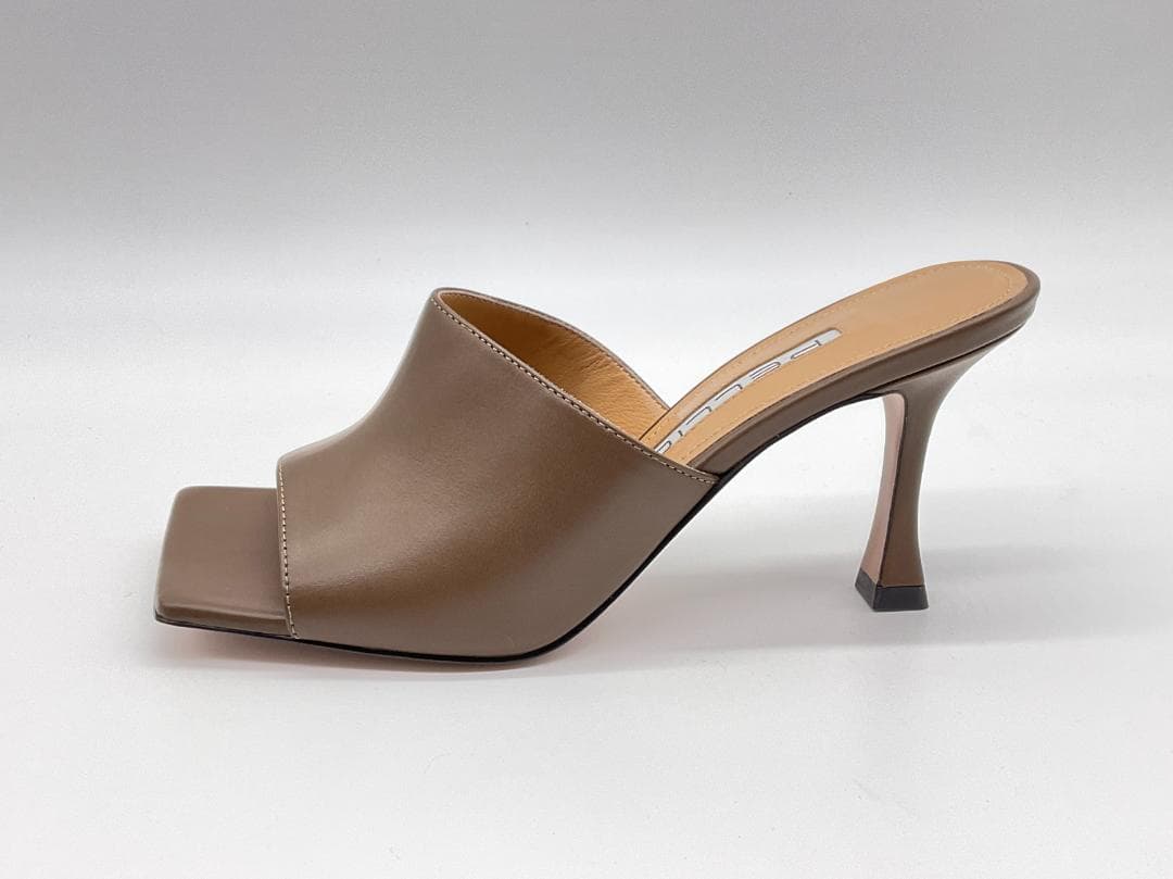 23.5【新品/箱付】PELLICO レザーヒールサンダル A定価59400円