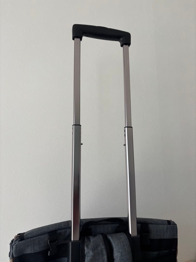 ペット用メッシュ窓付きキャリー