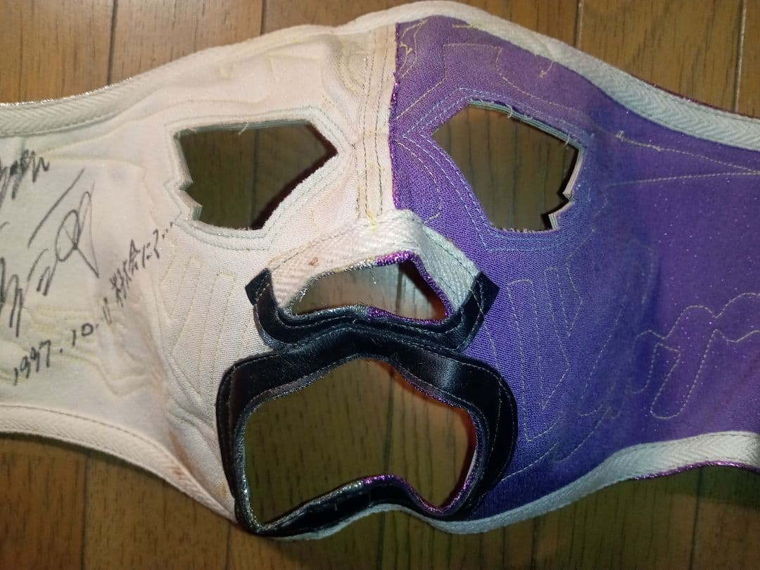 即決！Cooga プロレスマスク サイン入り