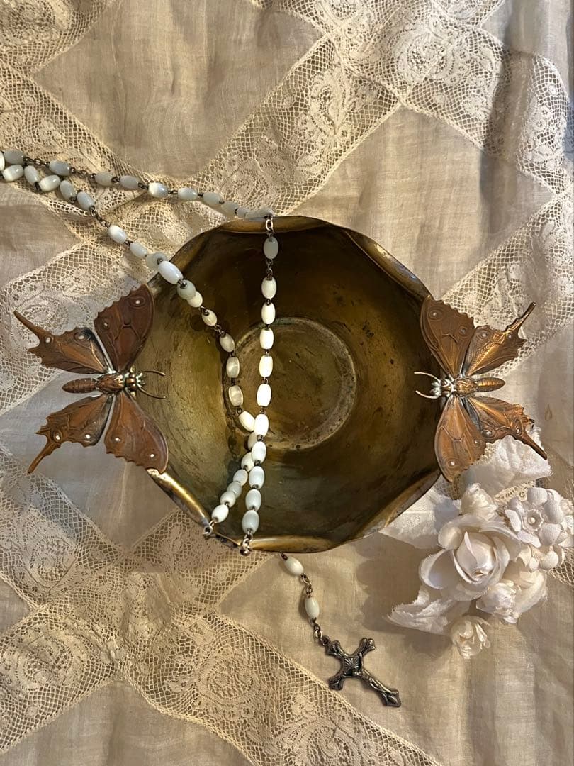 ◆フランスアンティーク｜希少な蝶の小物入れブロンズ深めボウル型彫刻シルバートレイ