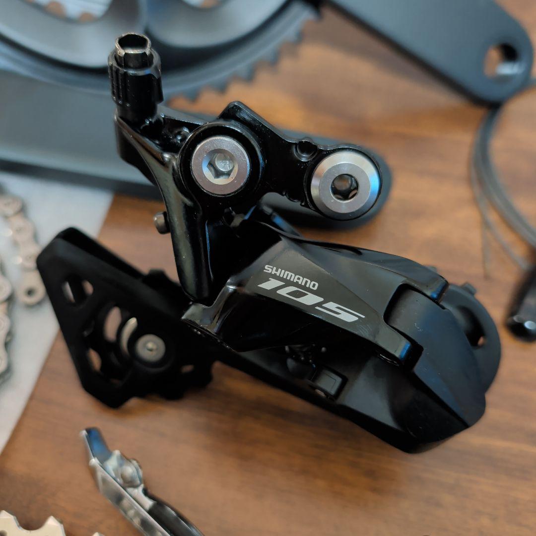 【新品】SHIMANO シマノ 105 R7020 油圧ディスク コンポセット