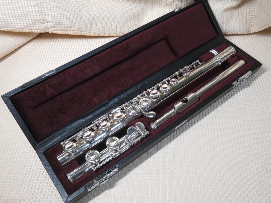 全タンポ＆ヘッド・コルク交換済　超美品　フルート　ヤマハ　411　後期型最終