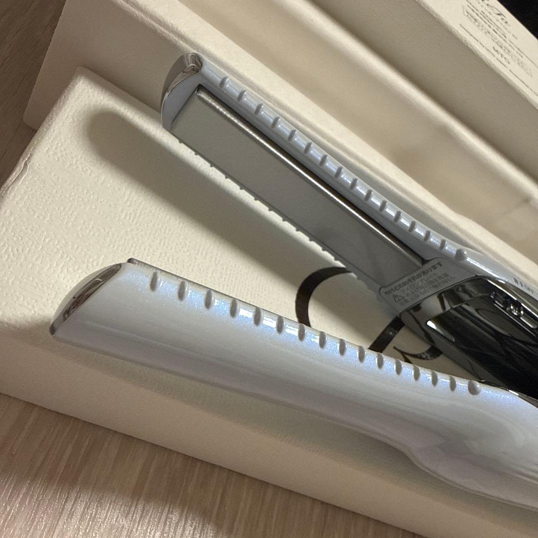 【新品・未使用】ReFa フィーガンアイロンST ストレートアイロン