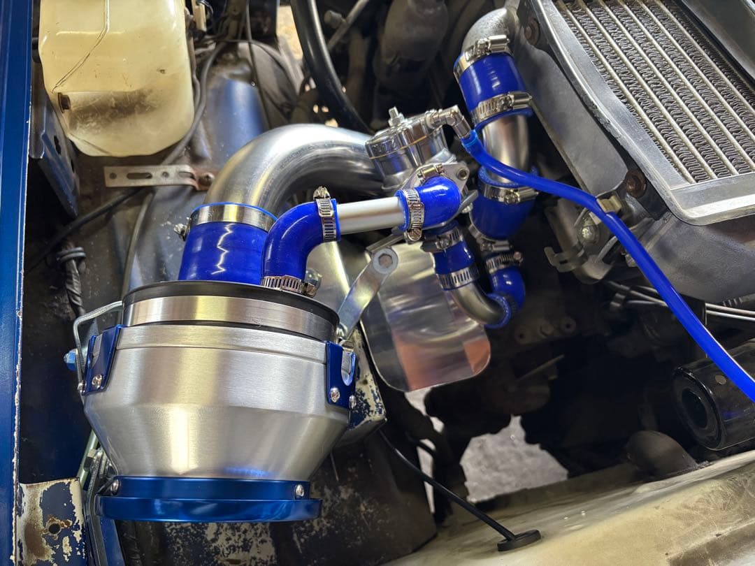 【ジムニーJA22JA12JA11】未使用近い超美品 BLITZサクションキット