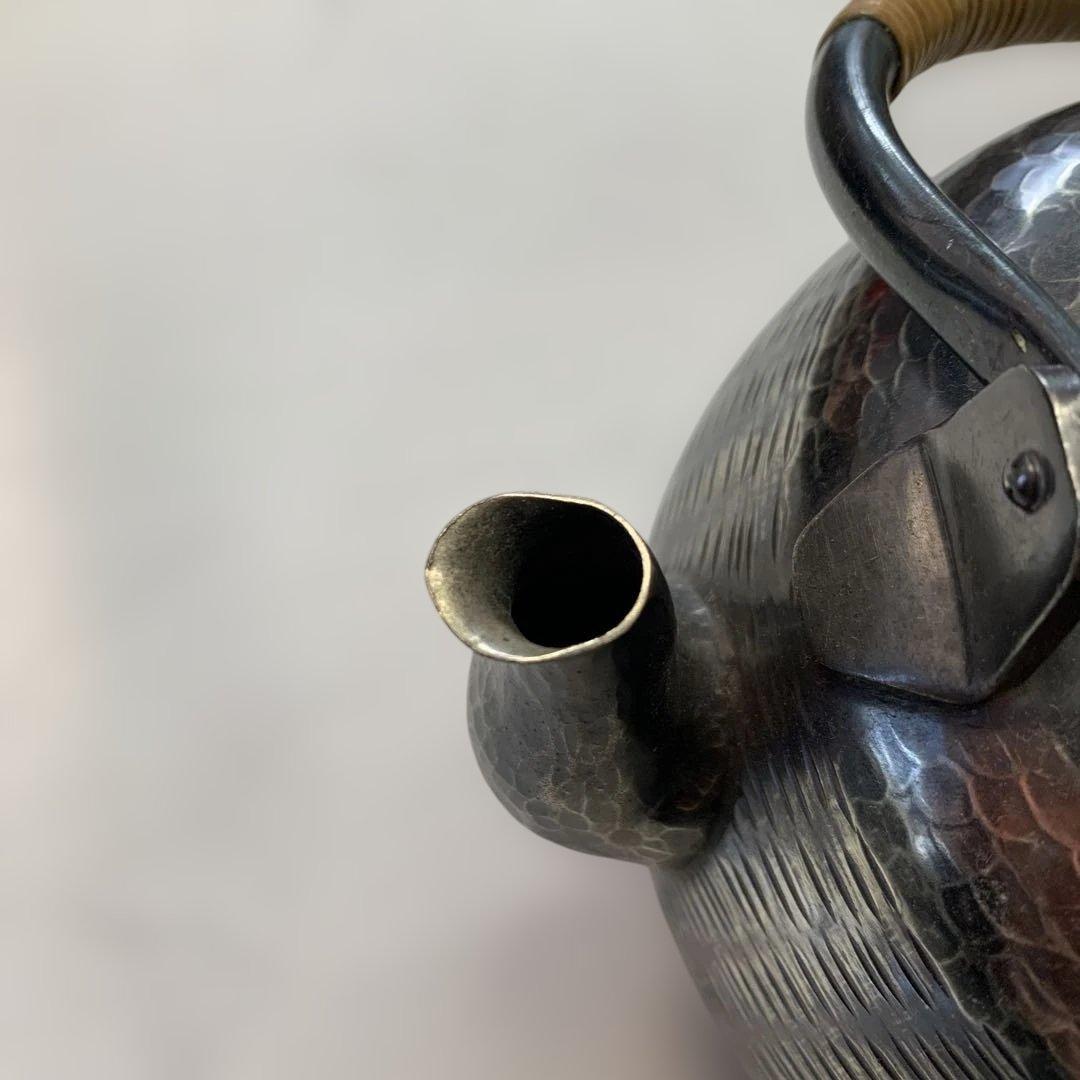 【yo-83】煎茶道具　鉄瓶　銀瓶　竹製ハンドル　昭和レトロ　銀製　急須　燻し銀