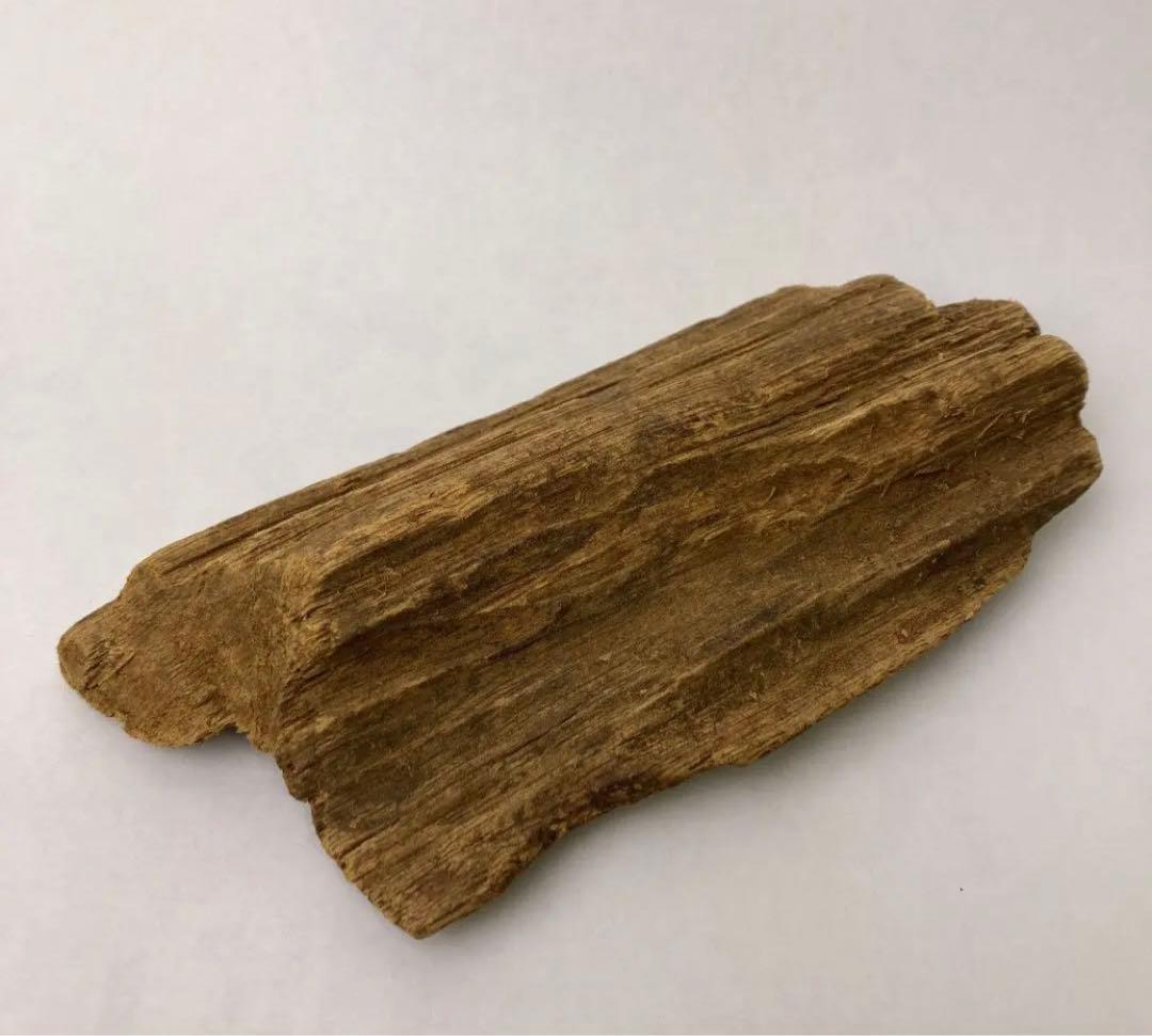 【送料無料】香木 沈香 57g