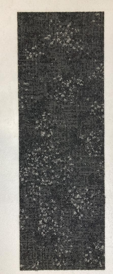 kuma　タイルカーペット　新品・未使用　国内メーカー　アウトレット