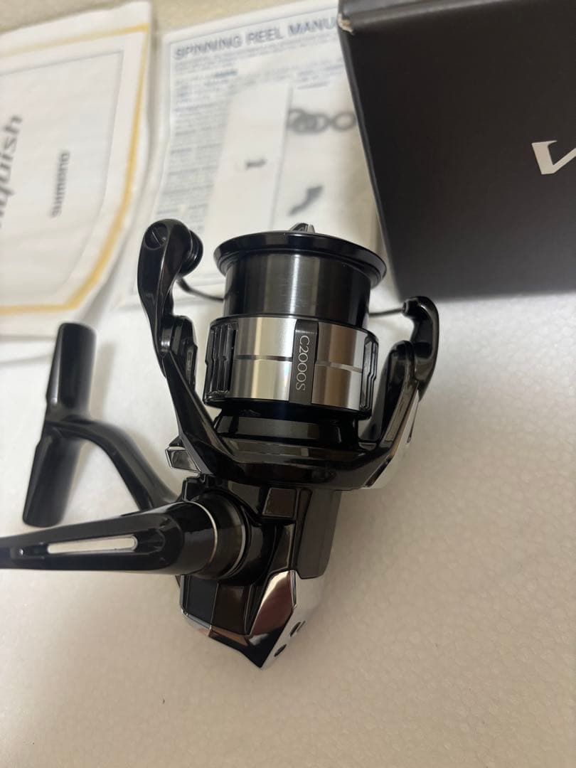23ヴァンキッシュ C2000S スピニングリール